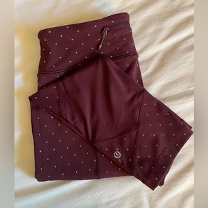 EUC Lululemon Maroon Gold Dot leggings. Size 8